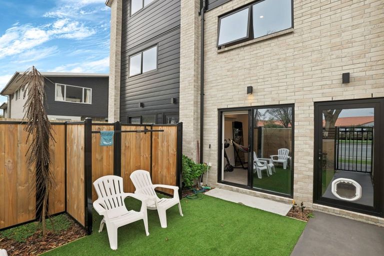 Photo of property in 3/2 Taramea Place, Addington, Christchurch, 8024