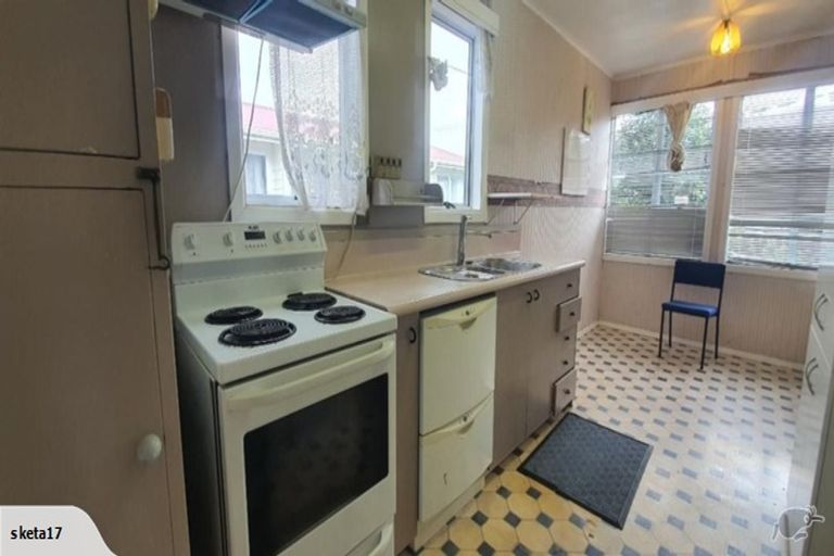 Photo of property in 17 Burcham Street, Taita, Lower Hutt, 5011