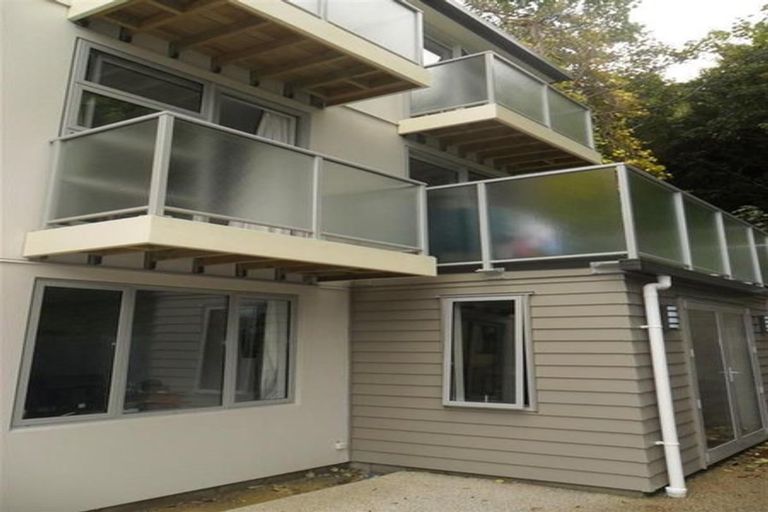 Photo of property in 6a Kyle Street, North Dunedin, Dunedin, 9016