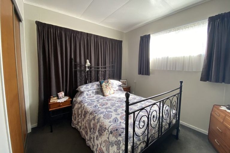 Photo of property in 1/11 Exeter Street, Stoke, Nelson, 7011