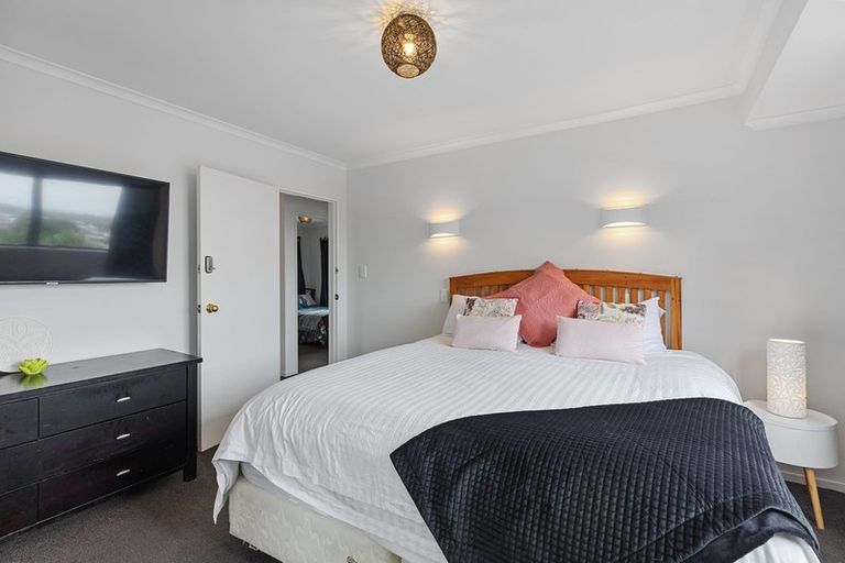 Photo of property in 198 Waitaha Road, Welcome Bay, Tauranga, 3112