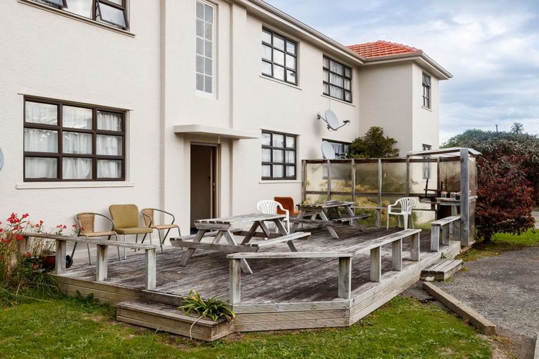 Photo of property in 553 Featherston Street, Roslyn, Palmerston North, 4414