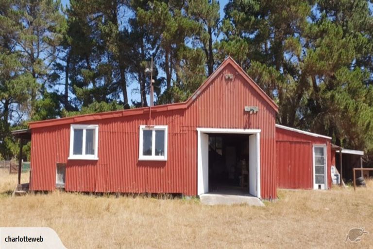 Photo of property in 139 Grays Road, Amberley, 7481