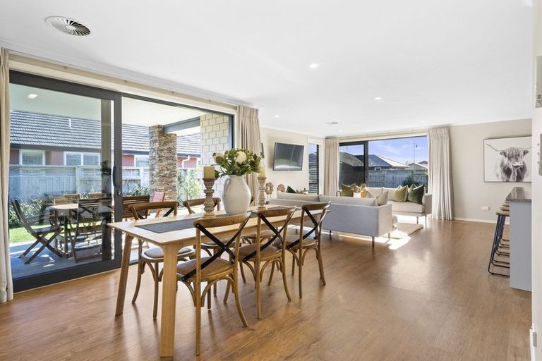 Photo of property in 10 Jarrett Terrace, Leamington, Cambridge, 3432