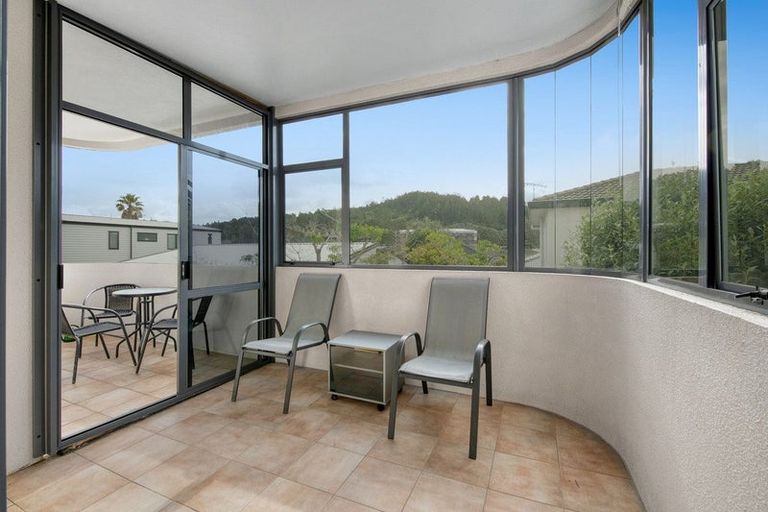 Photo of property in 7c Puriri Avenue, Orewa, 0931