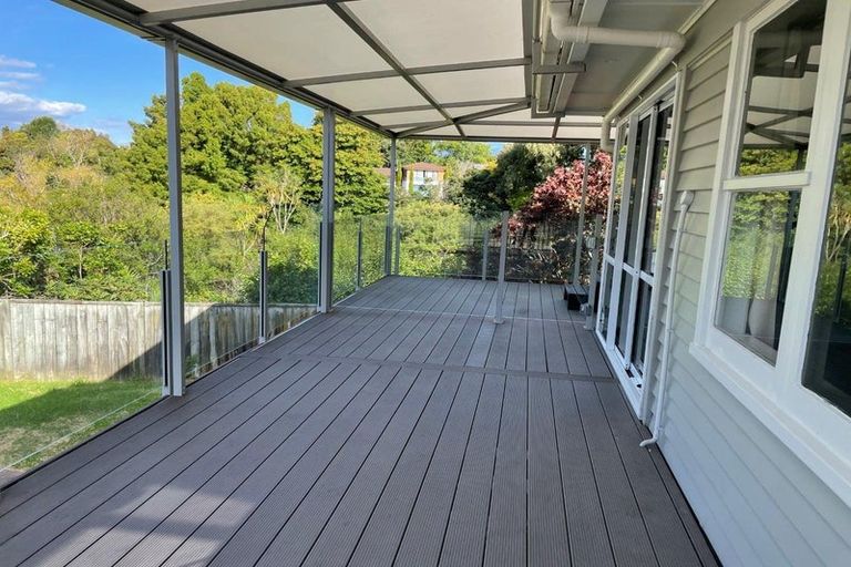 Photo of property in 124 Tiroroa Avenue, Te Atatu South, Auckland, 0610