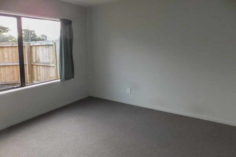 Photo of property in 57 Brockworth Place, Riccarton, Christchurch, 8011