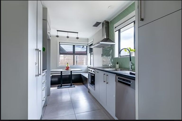 Photo of property in 15 Milan Road, Papatoetoe, Auckland, 2025