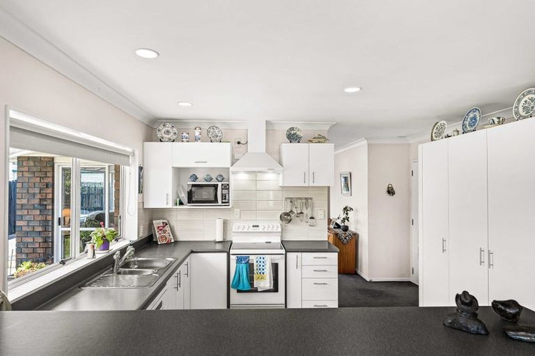 Photo of property in 92a Beach Road, Pahurehure, Papakura, 2113