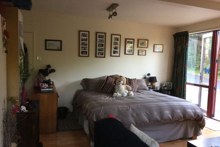 Photo of property in 148 Normandale Road, Normandale, Lower Hutt, 5010