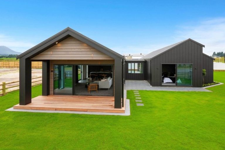 Photo of property in 11 Kara Place, Wharewaka, Taupo, 3330