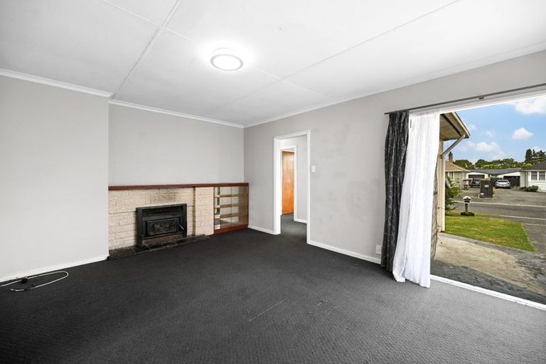 Photo of property in 63 Paul Crescent, Fairfield, Hamilton, 3214