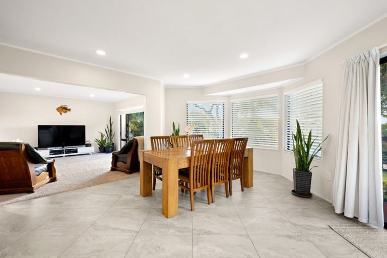 Photo of property in 25 Dallinger Street, St Andrews, Hamilton, 3200