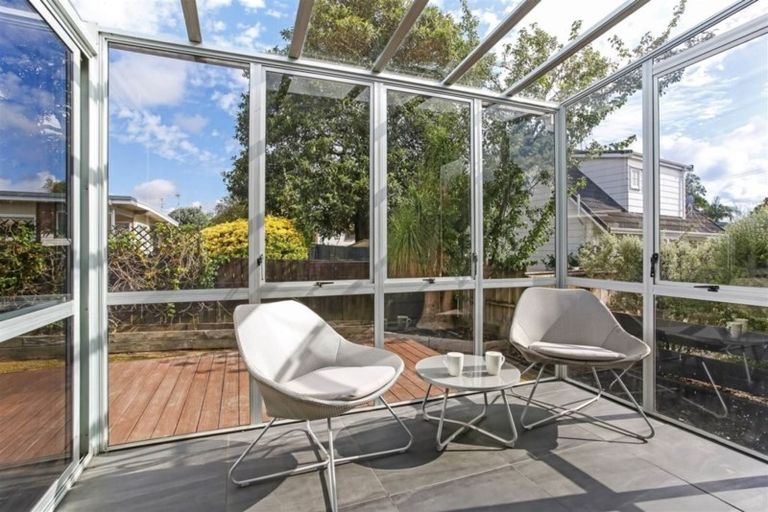 Photo of property in 12c Youngs Road, Papakura, 2110