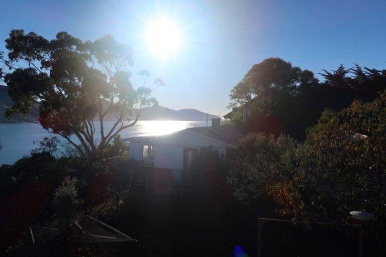 Photo of property in 33 Ranui Crescent, Diamond Harbour, Lyttelton, 8971