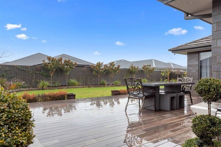 Photo of property in 6 Benjes Place, Woodend, 7610