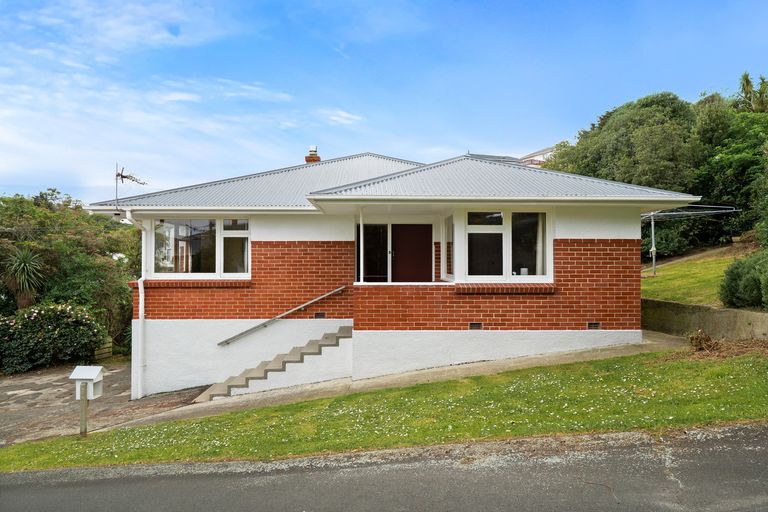 Photo of property in 39 Gresham Street, Tainui, Dunedin, 9013