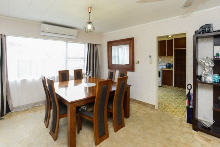 Photo of property in 304 Portsmouth Road, Flaxmere, Hastings, 4120