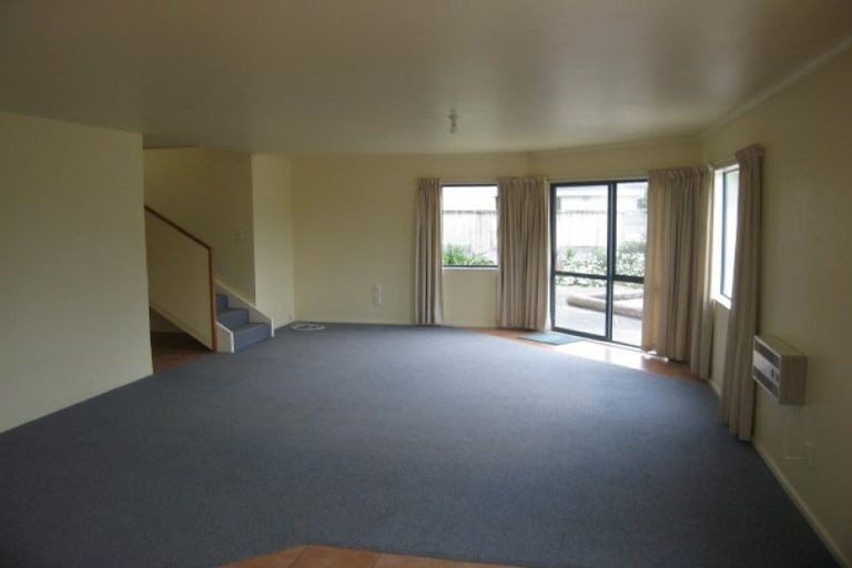 Photo of property in 44 Stewart Crescent, Hokowhitu, Palmerston North, 4410