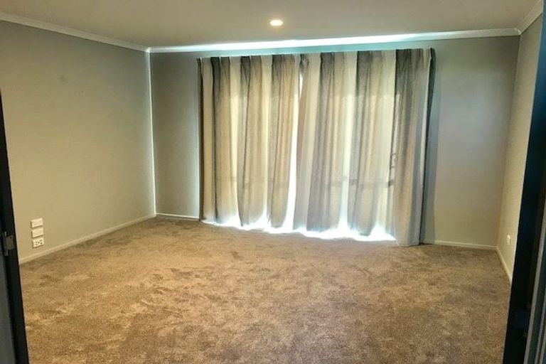 Photo of property in 63 Manuel Road, Silverdale, 0932