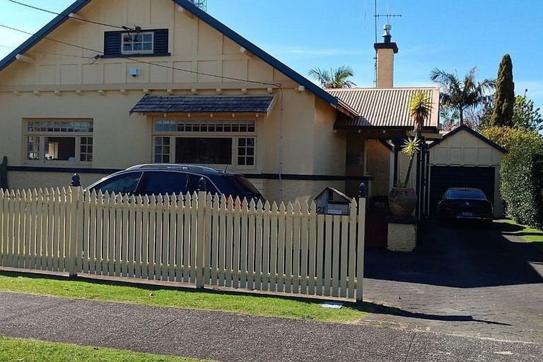 Photo of property in 21 Twelfth Avenue, Tauranga South, Tauranga, 3112