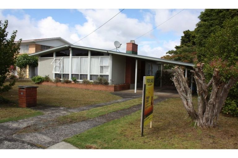Photo of property in 11 Te Puia Street, Te Kamo, Whangarei, 0112