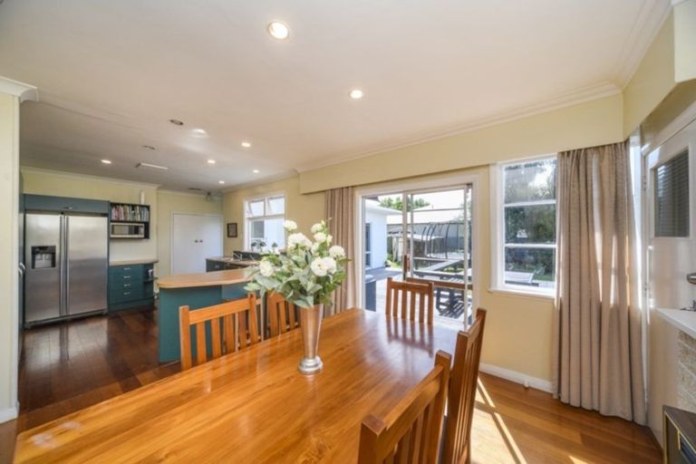 Photo of property in 9 Parata Street, Hokowhitu, Palmerston North, 4410