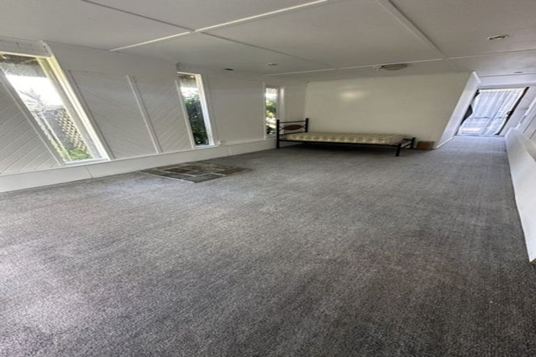 Photo of property in 5 Riverhills Avenue, Pakuranga Heights, Auckland, 2010