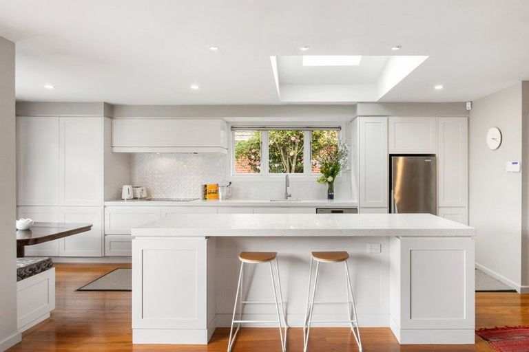 Photo of property in 70 Grahams Road, Burnside, Christchurch, 8041