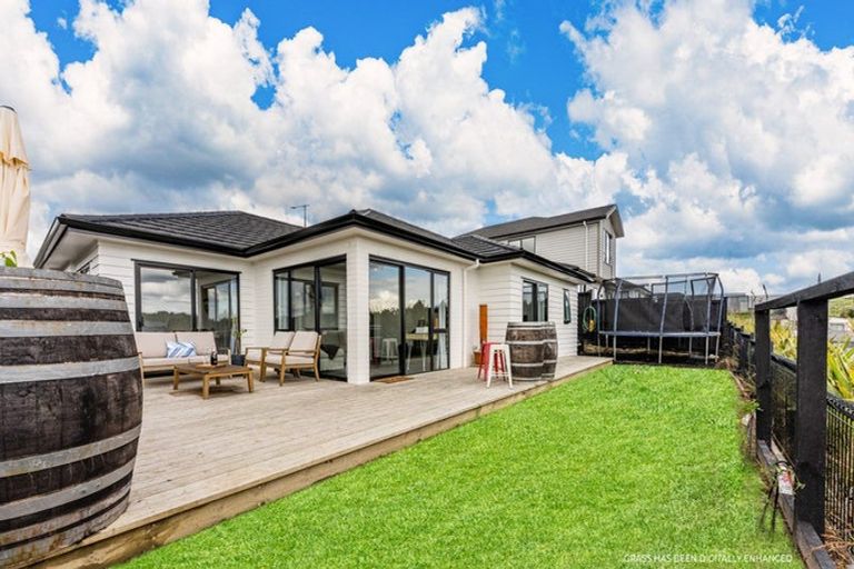 Photo of property in 18 John Fair Drive, Wainui, 0932