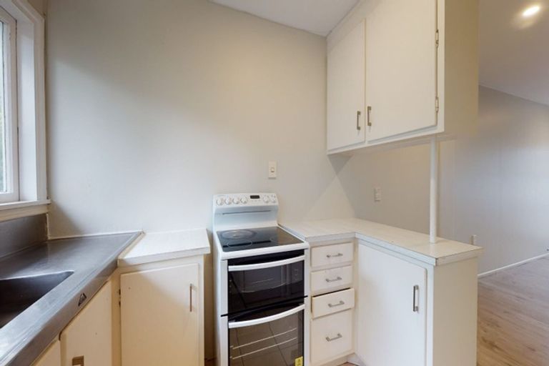 Photo of property in 12/11 Tawera Road, Greenlane, Auckland, 1051