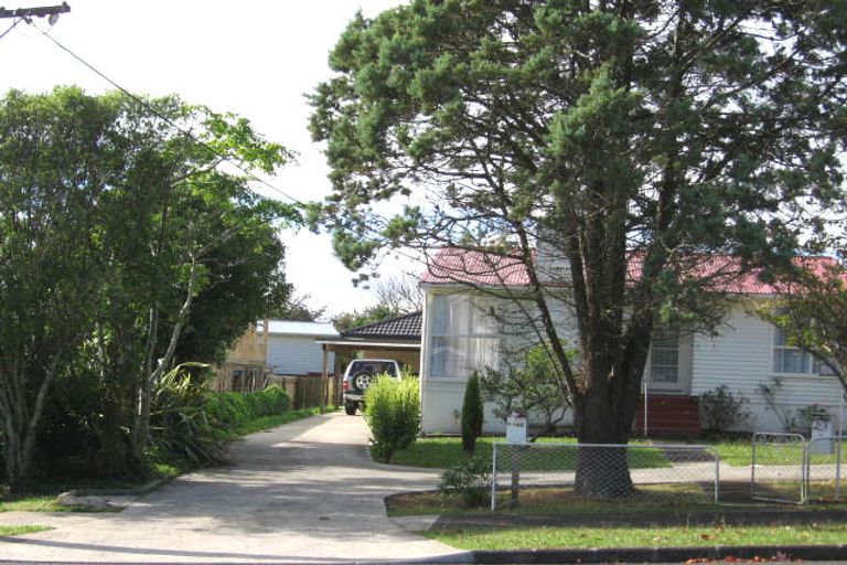 Photo of property in 142 View Road, Sunnyvale, Auckland, 0612
