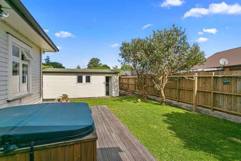 Photo of property in 104 Arnold Street, Leamington, Cambridge, 3432