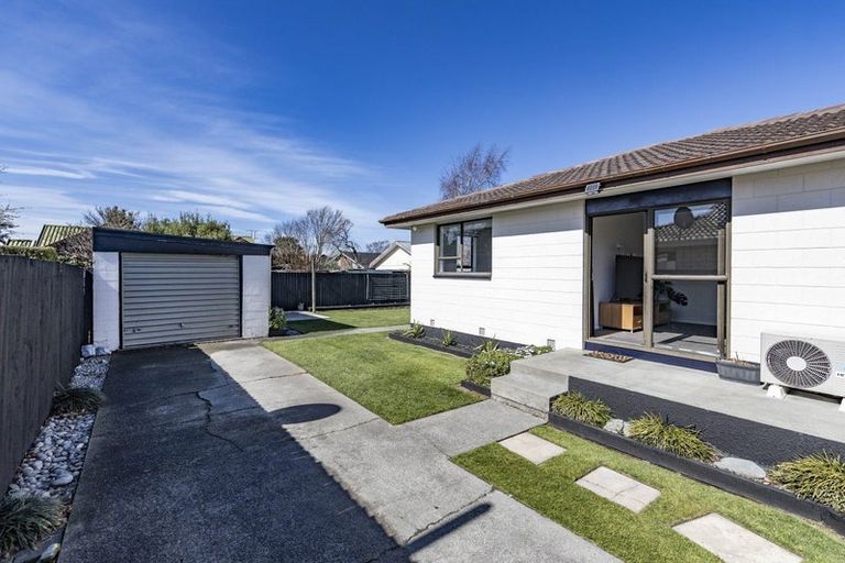 Photo of property in 1/202 Grimseys Road, Redwood, Christchurch, 8051