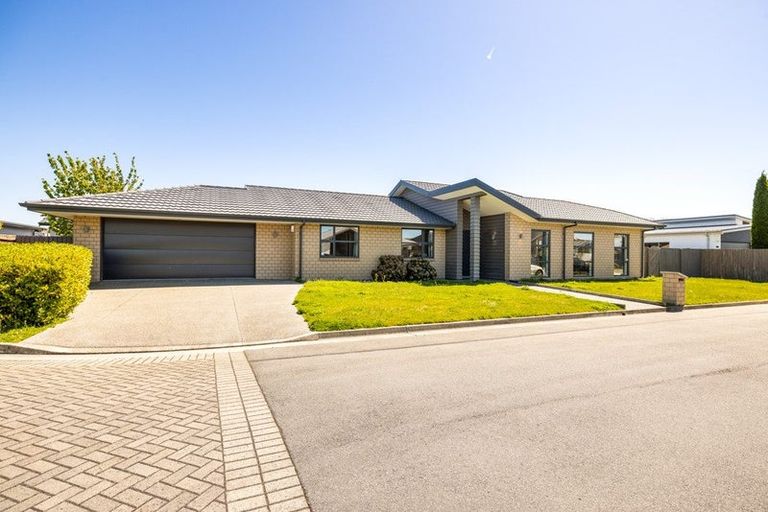 Photo of property in 8 Marble Court, Northwood, Christchurch, 8051