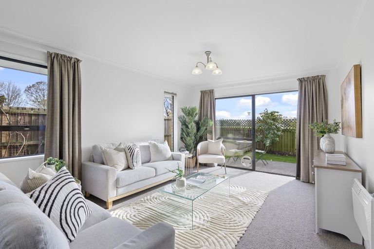 Photo of property in 1/18 Sheraton Place, Redwood, Christchurch, 8051