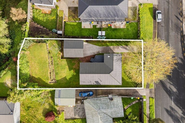 Photo of property in 15 Splitt Avenue, Glenview, Hamilton, 3206