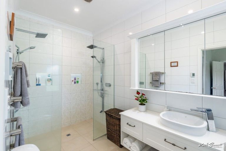 Photo of property in Rovale Estate, 123c Johnsons Road, Whitemans Valley, Upper Hutt, 5371