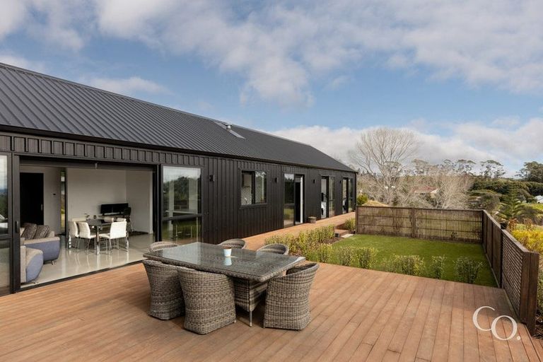 Photo of property in 310 Waitaha Road South, Welcome Bay, Tauranga, 3175