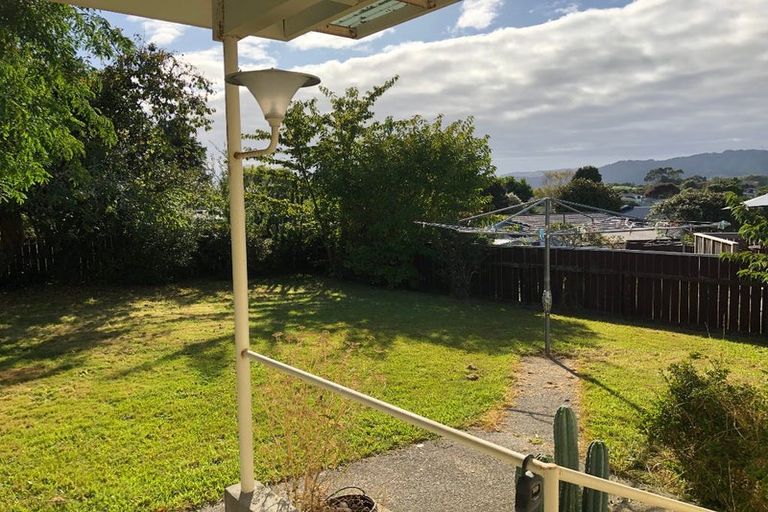 Photo of property in 11 Burn Street, Levin, 5510