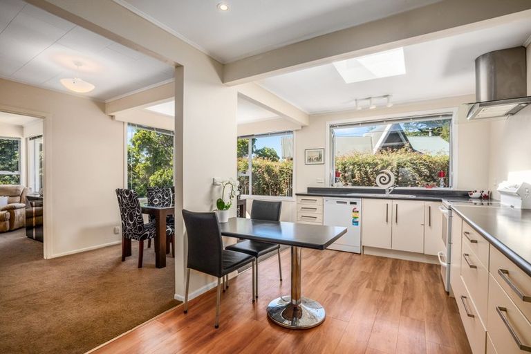 Photo of property in 80a Mana View Road, Paremata, Porirua, 5026