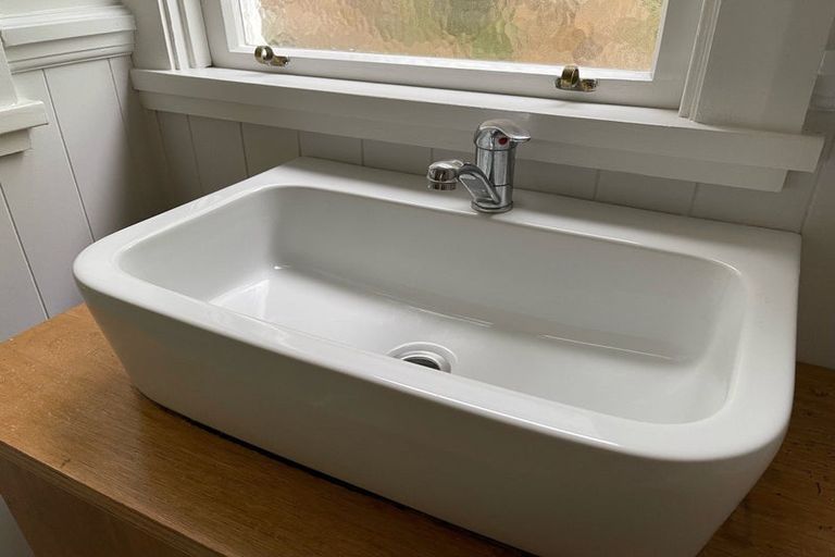 Photo of property in 73 Majoribanks Street, Mount Victoria, Wellington, 6011