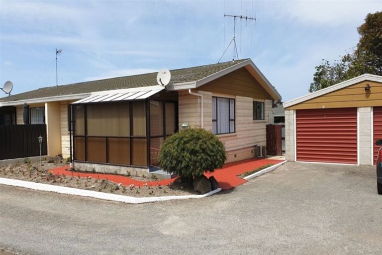 Photo of property in 2/28 Roxburgh Street, Glenwood, Timaru, 7910