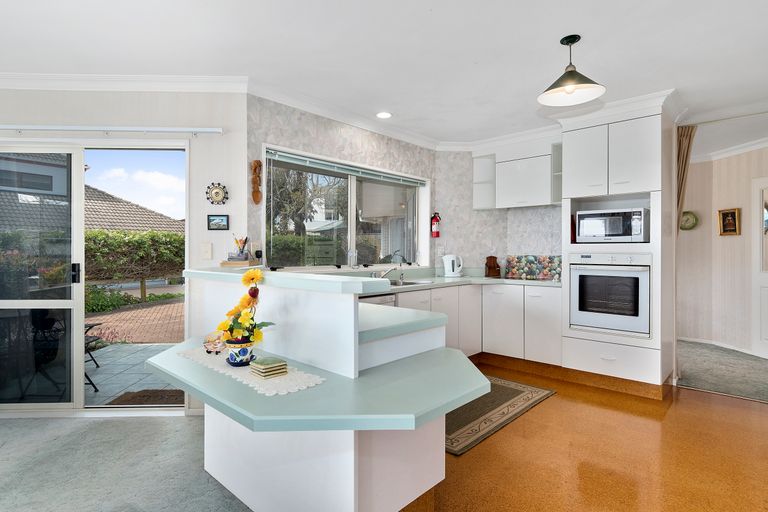 Photo of property in 10 Tekoah Place, Judea, Tauranga, 3110