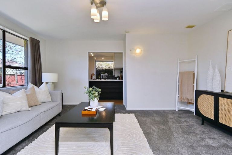 Photo of property in 2/14 Four Elms Place, Parklands, Christchurch, 8083