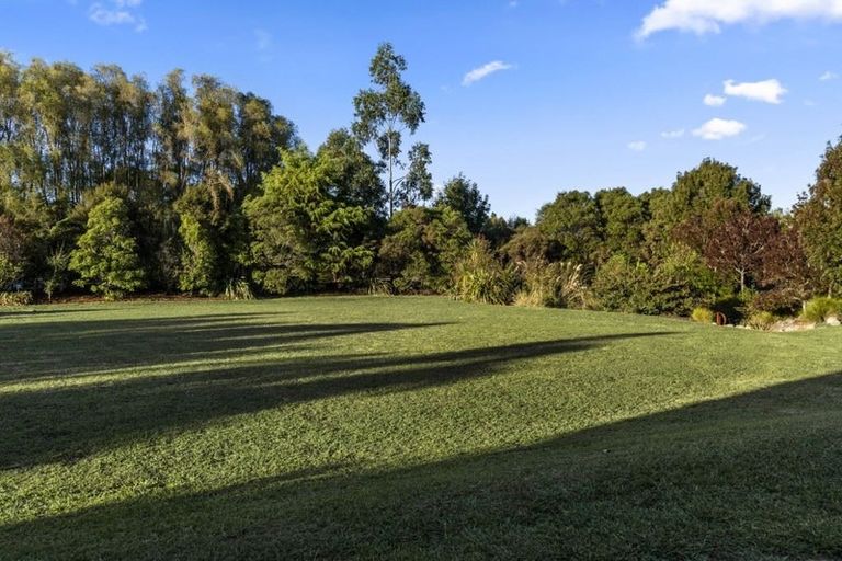 Photo of property in 77 Bawden Road, Dairy Flat, Albany, 0792