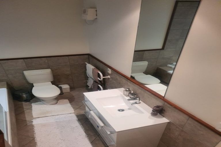 Photo of property in 5/37 Majoribanks Street, Mount Victoria, Wellington, 6011