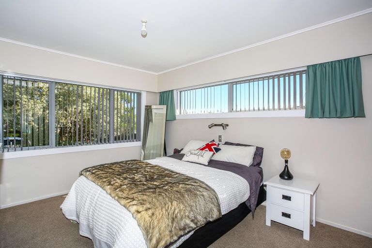 Photo of property in 12a Cooper Street, Pukekohe, 2120
