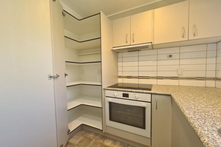 Photo of property in 1/32 Matuhi Rise, Henderson, Auckland, 0612