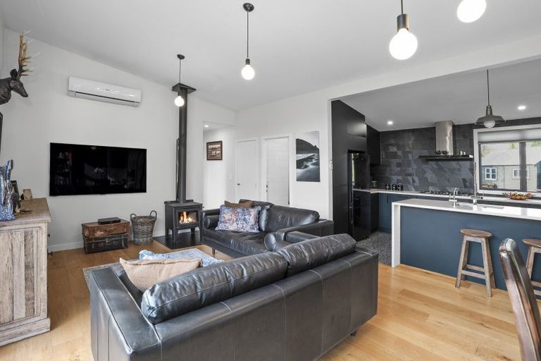 Photo of property in 2 Pisa Road, Luggate, Cromwell, 9383